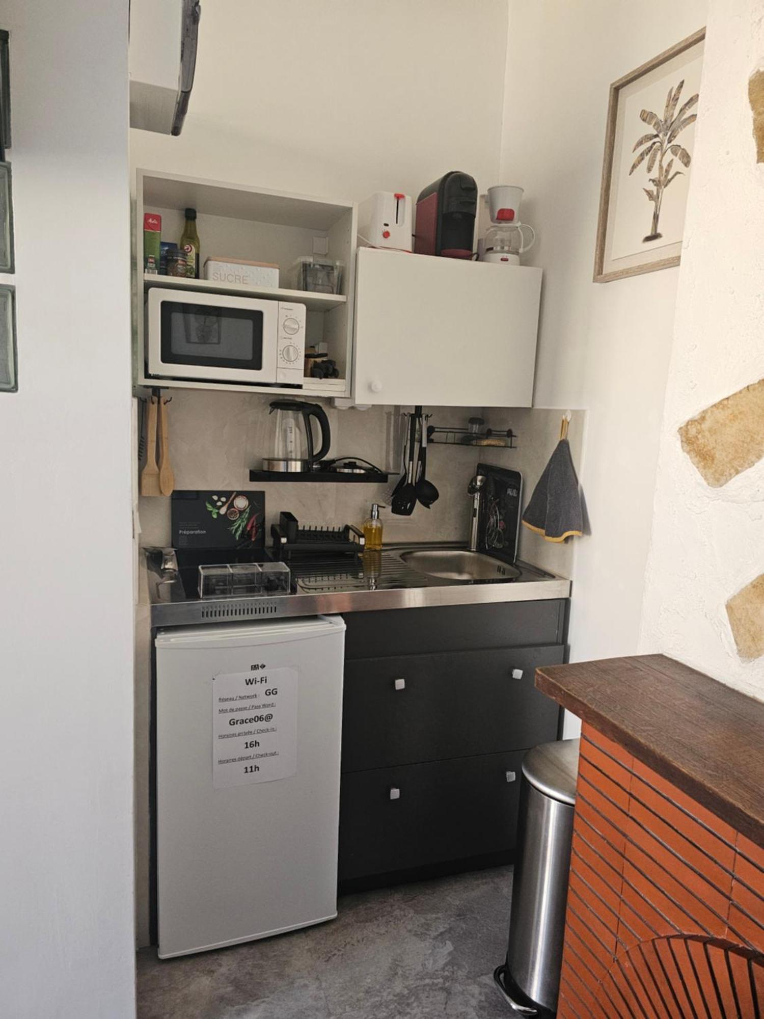 Studio 1 A La Trinite Proche De Nice, Monaco Et L'Italie 外观 照片